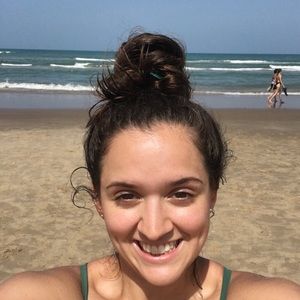 Meet your Posher, Cecily